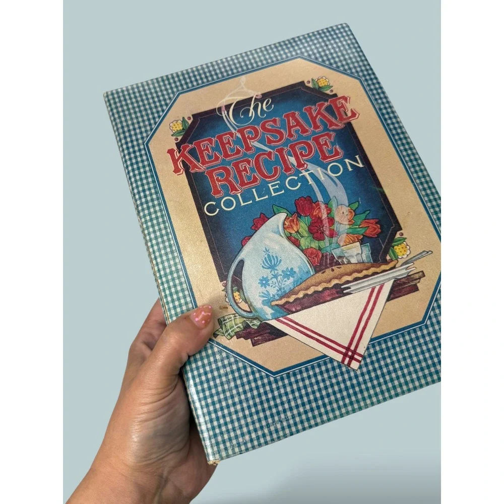 Vintage Keepsake Recipe Collection Cookbook Full of Handwritten Recipes
